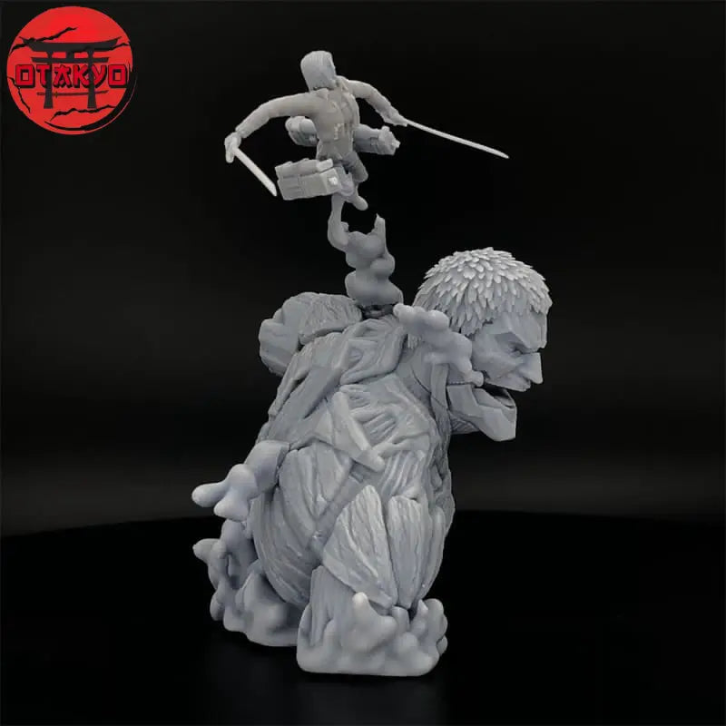 Figurine Titan Cuirassé vs Mikasa Ackerman - Attaque des Titan