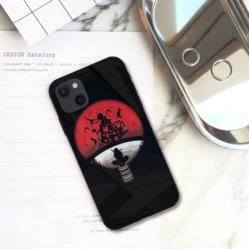 Coque iPhone Clan Uchiwa - Naruto Shippuden™ - Otakyo : N°1 des ventes de figurine en ligne