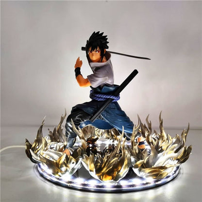 Figurine LED Sasuke Uchiwa - Naruto Shippuden™ - Otakyo