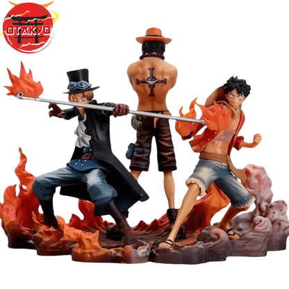 Figurine des 3 frères Luffy, Ace et Sabo du célèbre manga One Piece™
