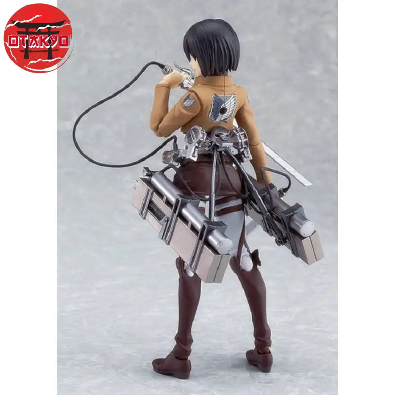 Figurine de Mikasa Ackerman, héroïne du célèbre manga Attaque des titans